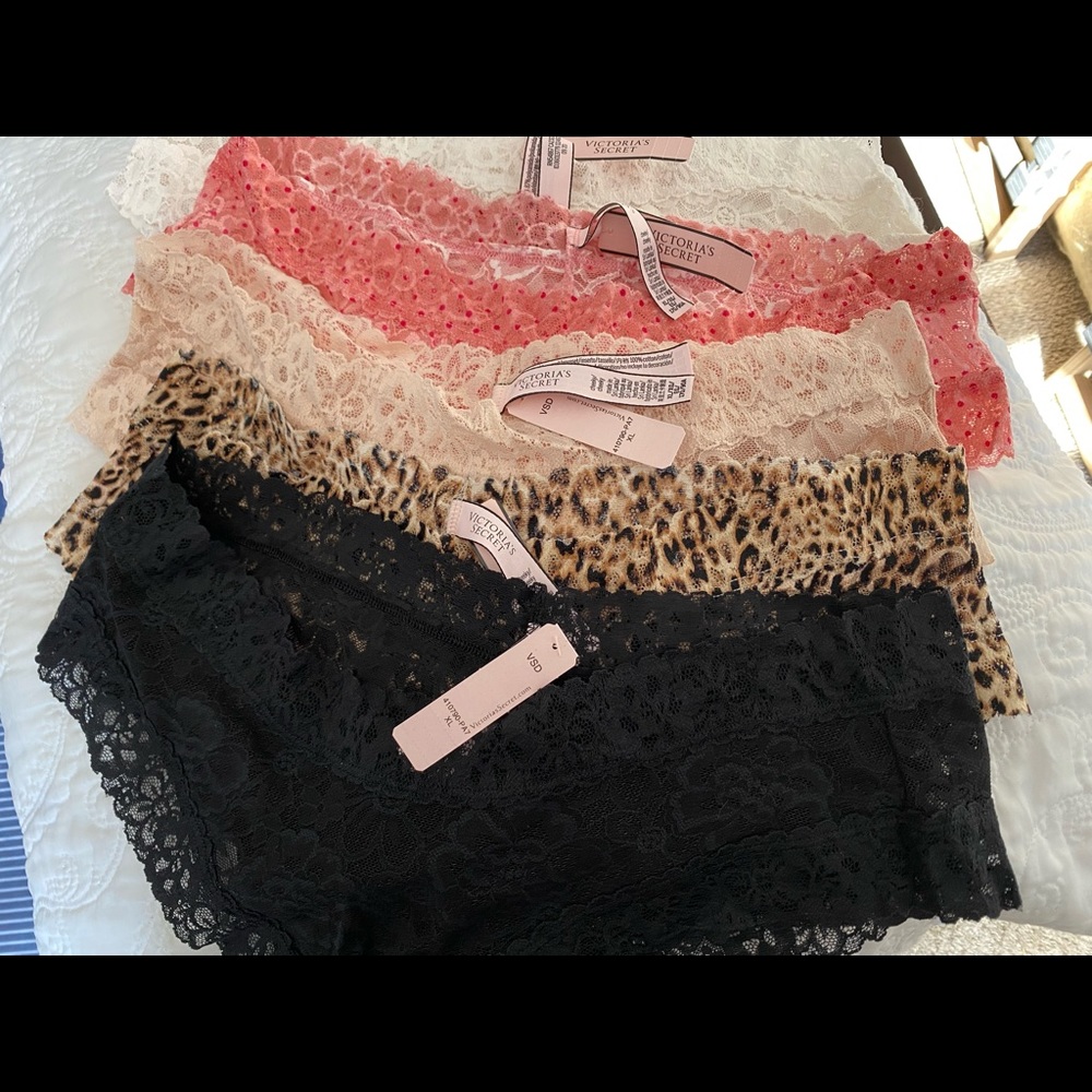VS lace panties